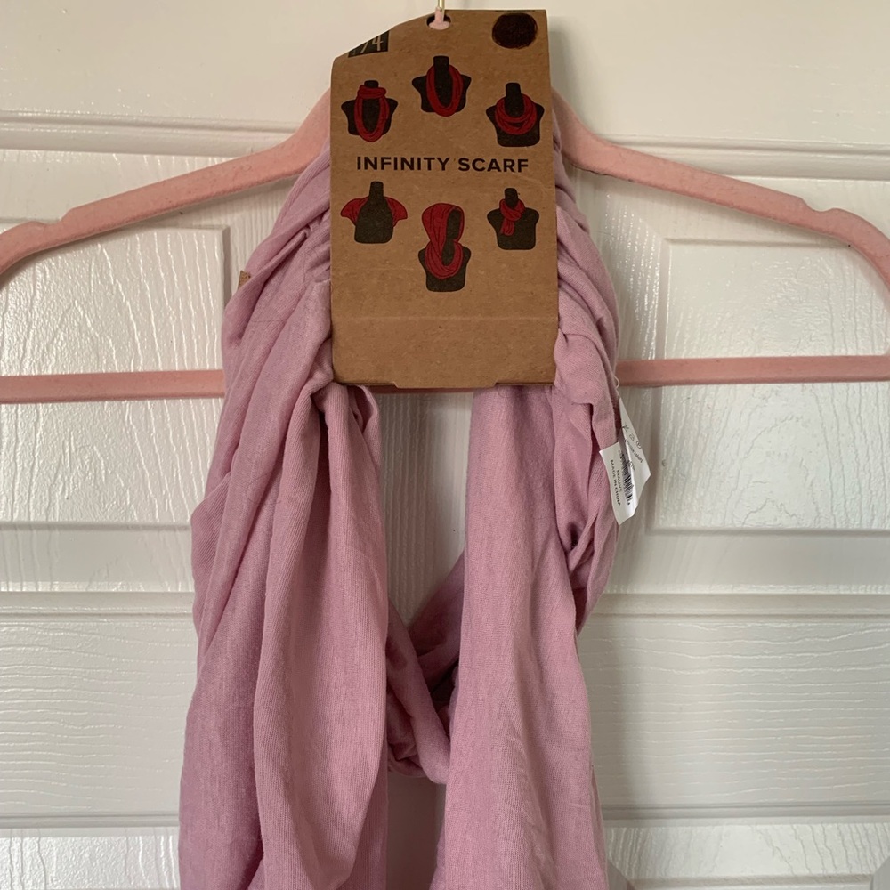 Infinity scarf